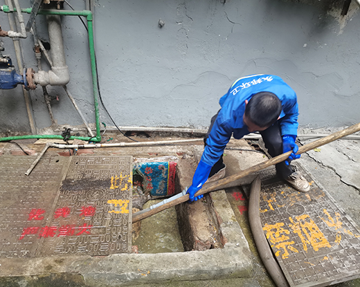 鱼台清掏化粪池